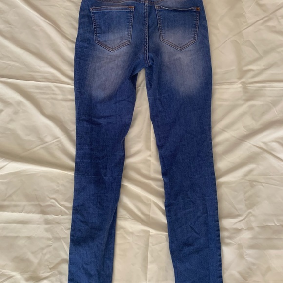 Jean - Picture 4 of 6